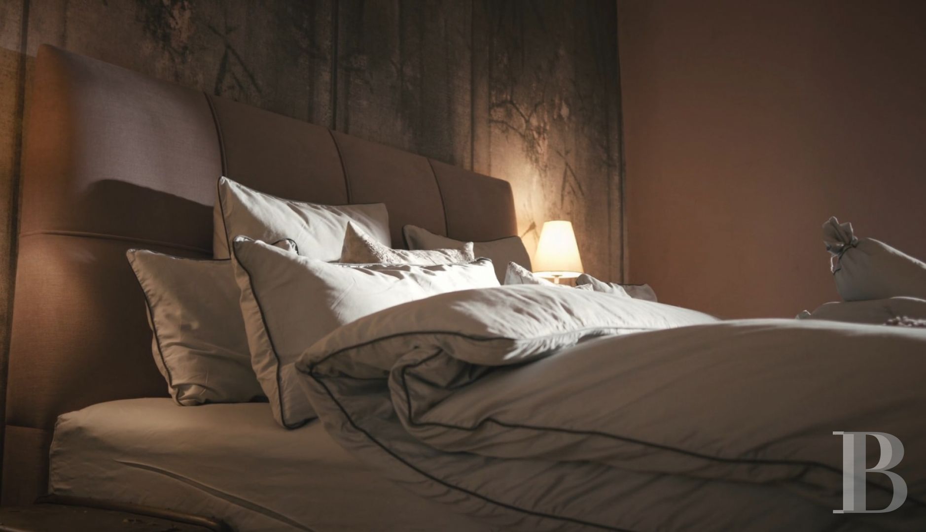 En Rhénanie-Palatinat, dans la région de l’Eifel, un ancien moulin du 15e siècle en pleine nature rénové dans un esprit contemporain - photo  n°14